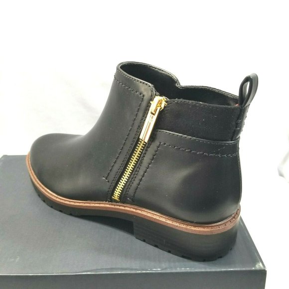 Tommy Hilfiger Women's Fawn2 Leather Almond Toe - Picture 2 of 11